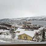 Arctic View Apartment-northern Lights & View Апартаменты Тромсё