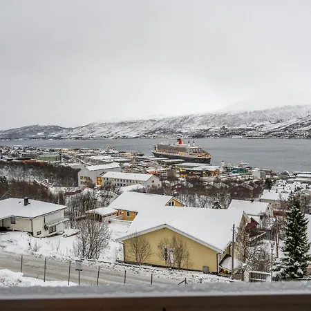 Arctic View Apartment-northern Lights & View 아파트 트롬쇠
